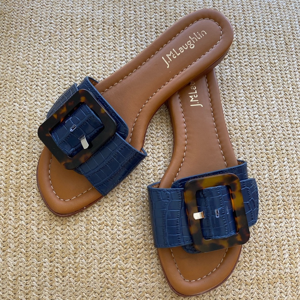 J. McLaughlin Navy Bella Sandals with Adjustable Tortoise Buckle Size 6.5